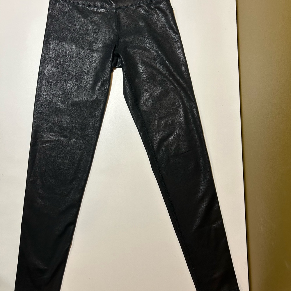 Offline by Aerie black with a hint of shimmer Leggings